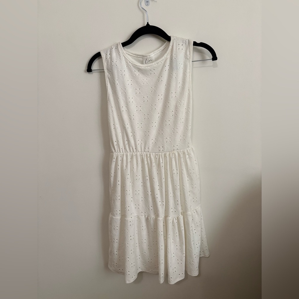 Sleeveless White Mini Graduation Dress